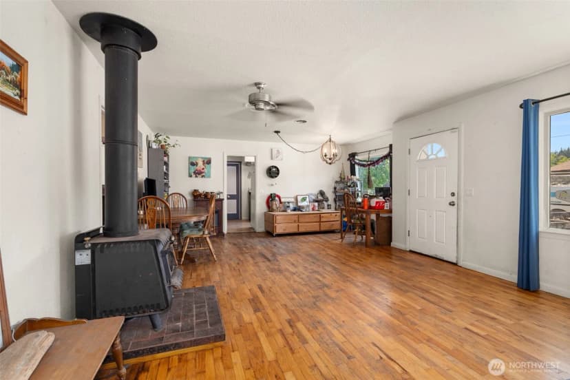Property photo for 142 Wichman Street S, Tenino photo 8