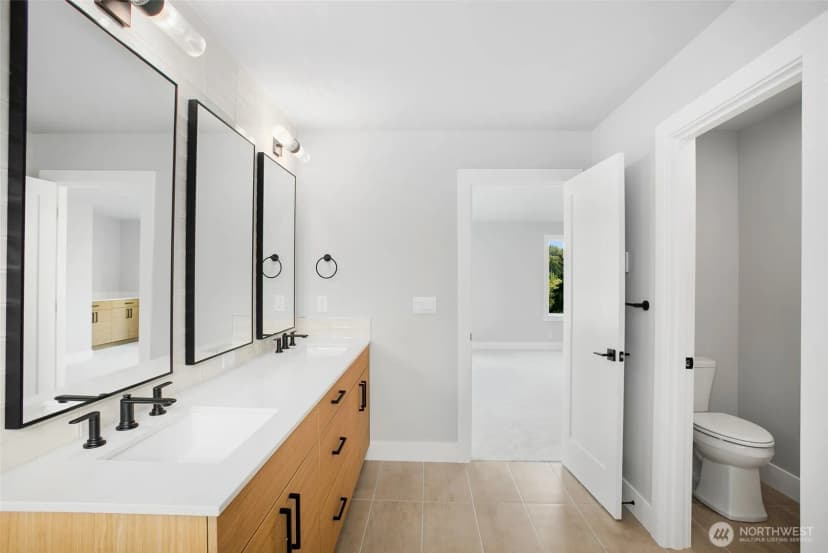 Property photo for 13105 Se 19th Court, Bellevue photo 31