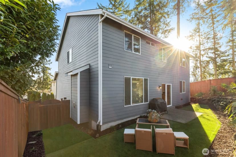 Property photo for 2017 Ne 24th Place, Renton photo 35