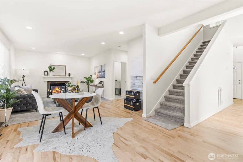Property photo for 2017 Ne 24th Place, Renton photo 17