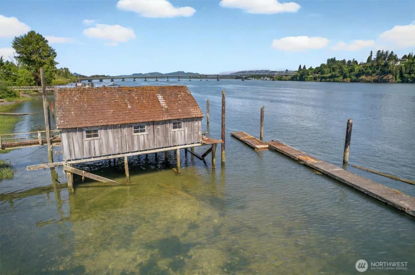 Property photo for 293 State Route 409, Cathlamet photo 34