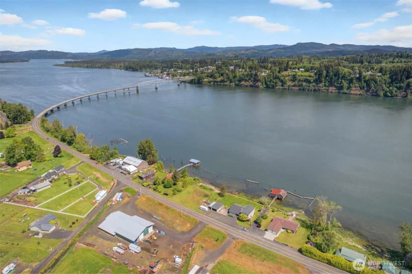 Property photo for 293 State Route 409, Cathlamet photo 37