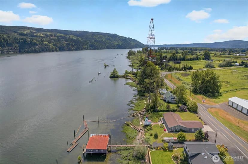 Property photo for 293 State Route 409, Cathlamet photo 35