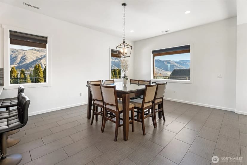 Property photo for 1038 Crest Loop, Entiat photo 9