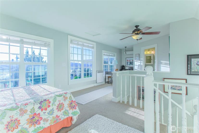 Property photo for 475 Columbia Street, Cathlamet photo 30