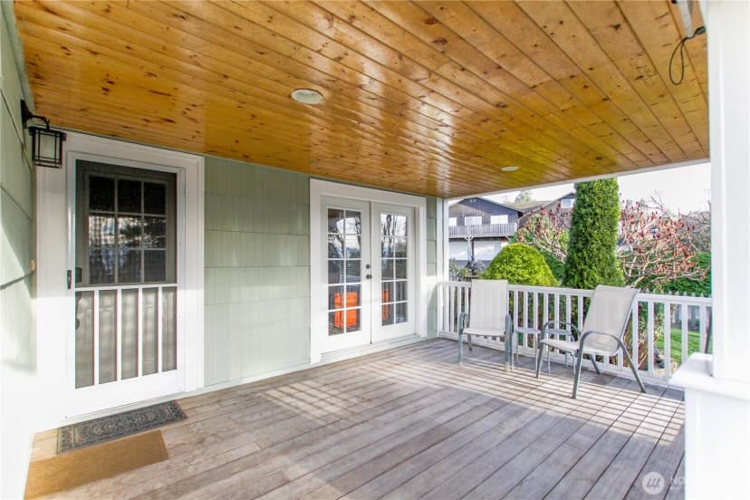 Property photo for 475 Columbia Street, Cathlamet photo 13