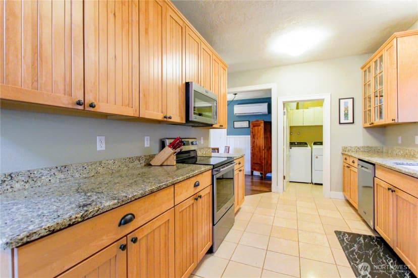 Property photo for 475 Columbia Street, Cathlamet photo 26