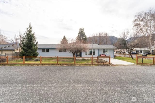 Property photo for 902 Ivy Avenue, Cashmere photo 2