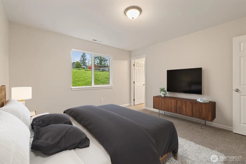 Property photo for 10510 Woods Lake Road, Monroe photo 18