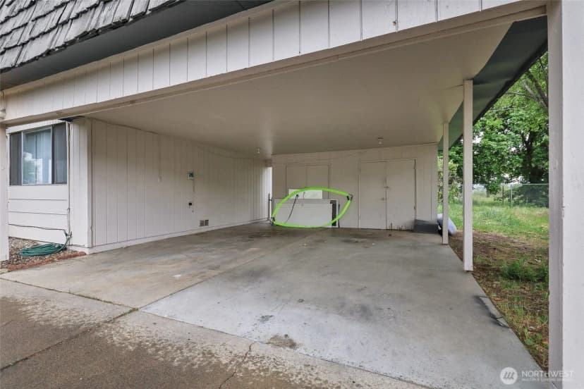 Property photo for 1719 N Willow Road, Spokane Valley photo 18