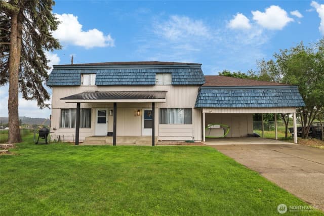 Property photo for 1719 N Willow Road, Spokane Valley