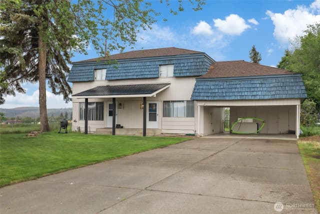 Property photo for 1719 N Willow Road, Spokane Valley photo 2