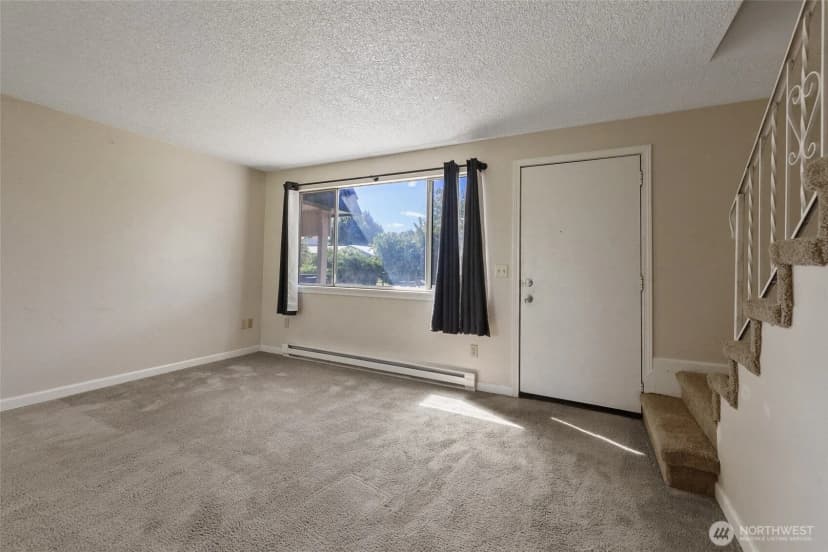 Property photo for 1719 N Willow Road, Spokane Valley photo 7