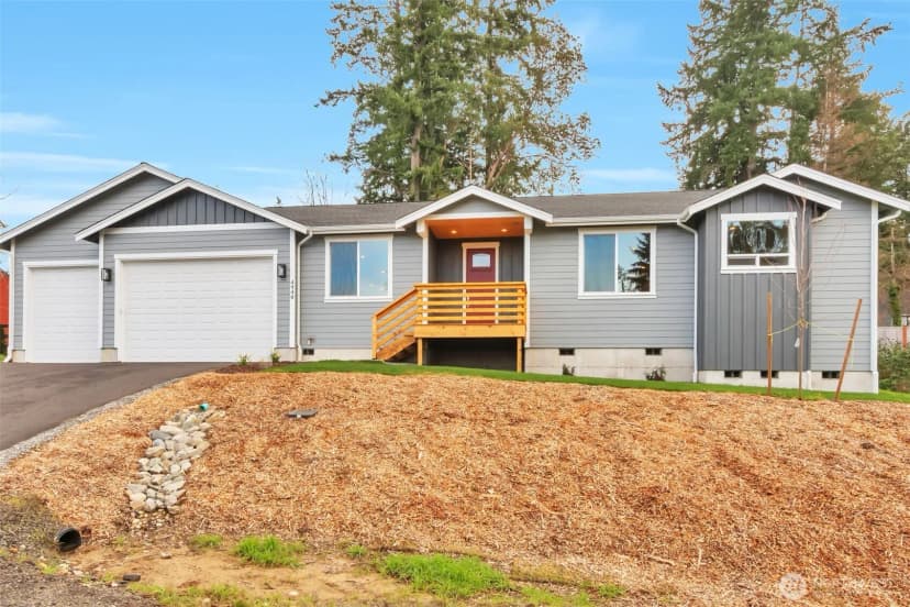 Property photo for 4940 Johnson Street Nw, Bremerton