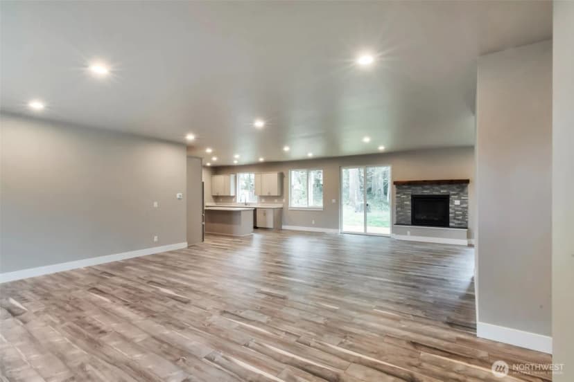 Property photo for 4940 Johnson Street Nw, Bremerton photo 7