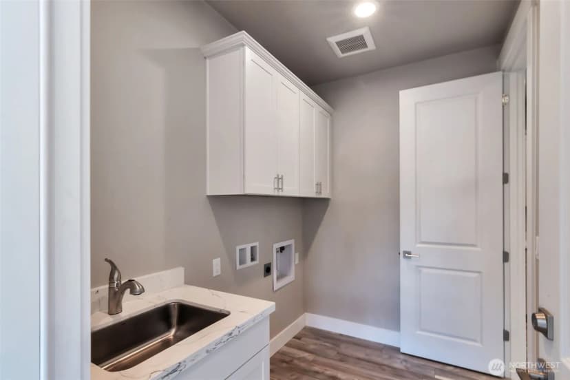 Property photo for 4940 Johnson Street Nw, Bremerton photo 22