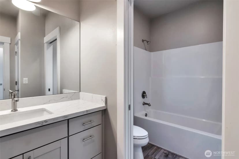 Property photo for 4940 Johnson Street Nw, Bremerton photo 21