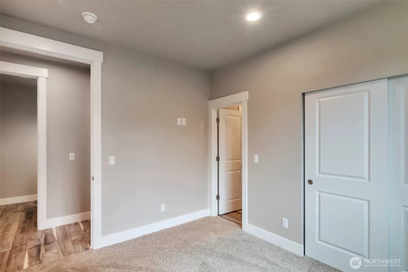 Property photo for 4940 Johnson Street Nw, Bremerton photo 18
