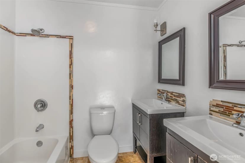 Property photo for 7051 S 125th Street, Seattle photo 15