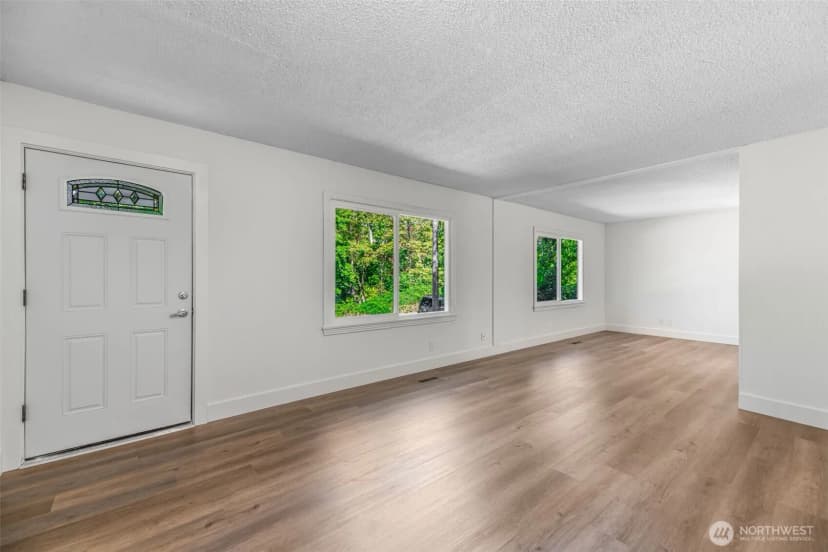Property photo for 7051 S 125th Street, Seattle photo 8