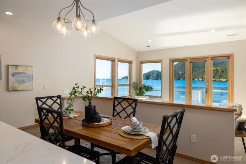 Property photo for 2401 Skyline Way #203 E., Anacortes photo 4
