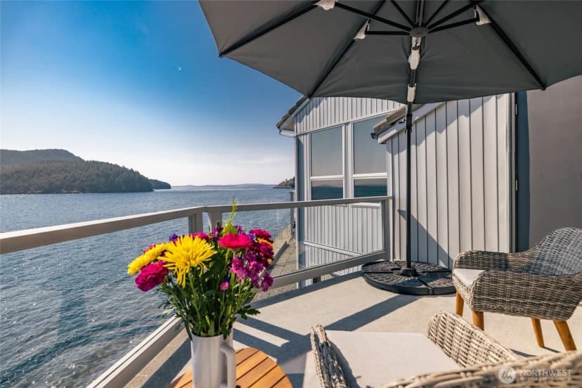 Property photo for 2401 Skyline Way #203 E., Anacortes photo 21