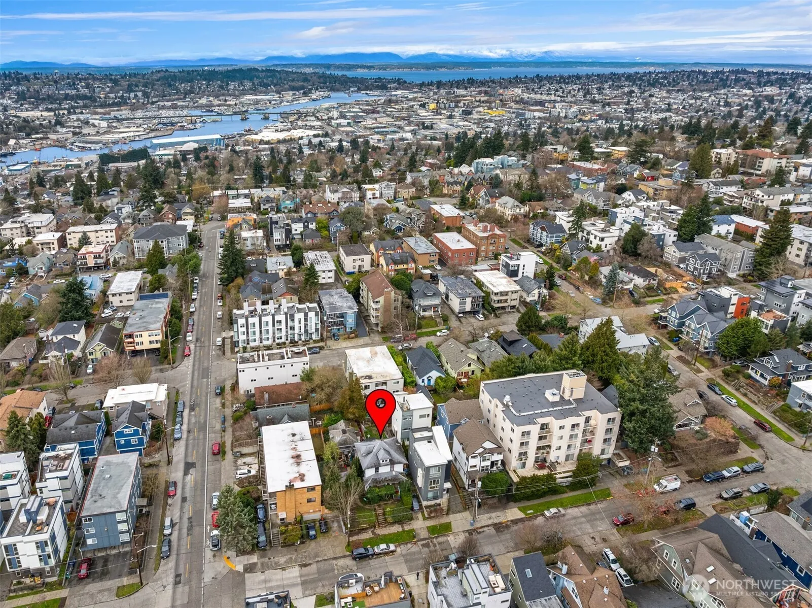 Property photo for 4309 Evanston Avenue N, Seattle photo 9