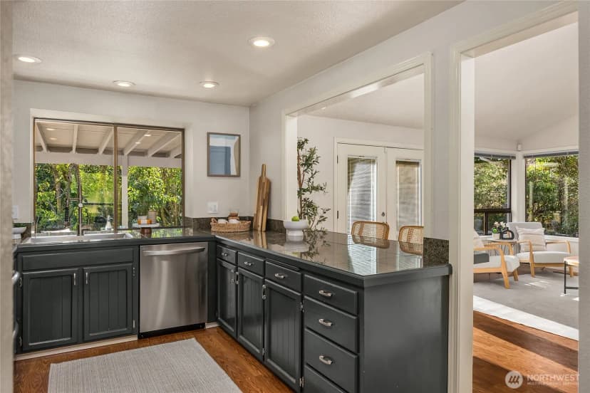 Property photo for 5344 Ruby Place Ne, Bainbridge Island photo 9