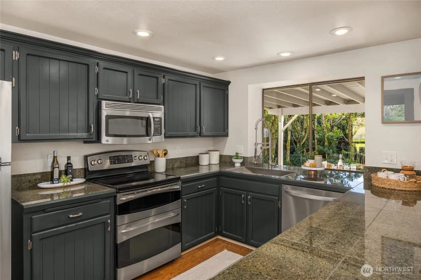 Property photo for 5344 Ruby Place Ne, Bainbridge Island photo 8