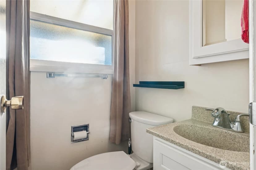 Property photo for 406 Dupont Avenue, Dupont photo 13