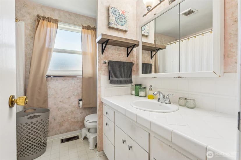 Property photo for 406 Dupont Avenue, Dupont photo 18