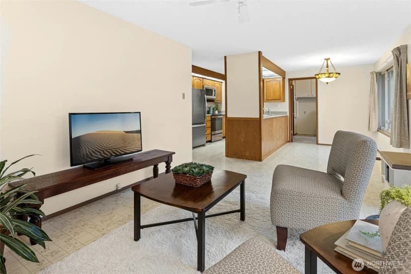 Property photo for 16602 Ne 18th Street, Bellevue photo 16