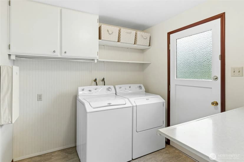 Property photo for 16602 Ne 18th Street, Bellevue photo 18