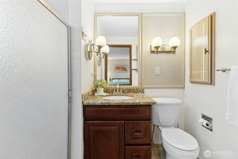 Property photo for 16602 Ne 18th Street, Bellevue photo 21