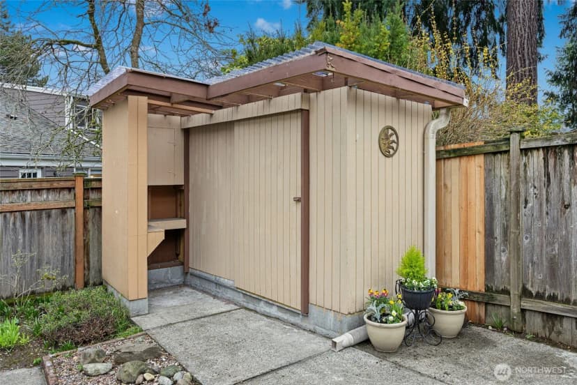 Property photo for 16602 Ne 18th Street, Bellevue photo 34