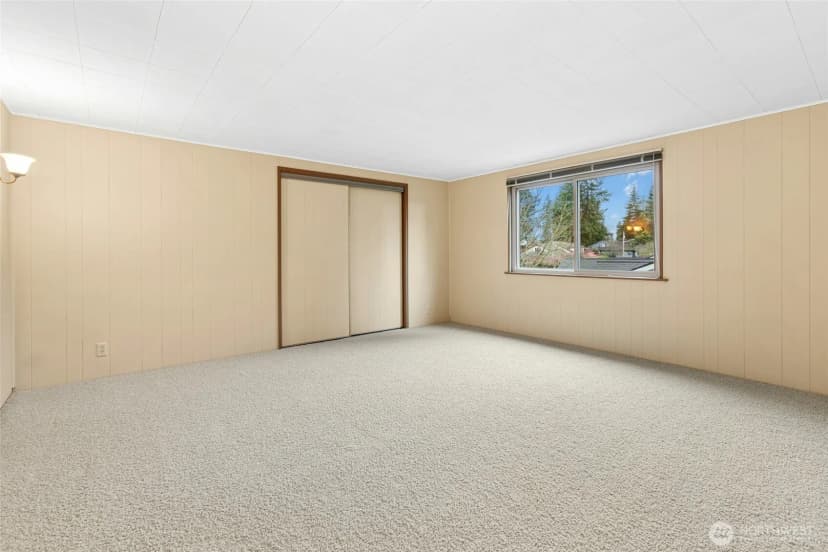 Property photo for 16602 Ne 18th Street, Bellevue photo 28