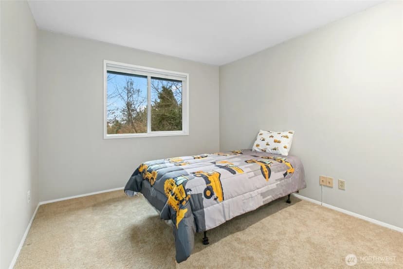 Property photo for 4310 209th Avenue Ne, Sammamish photo 20
