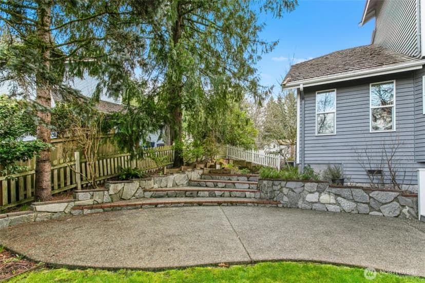 Property photo for 4310 209th Avenue Ne, Sammamish photo 26