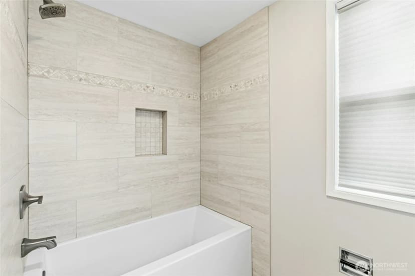 Property photo for 4310 209th Avenue Ne, Sammamish photo 18