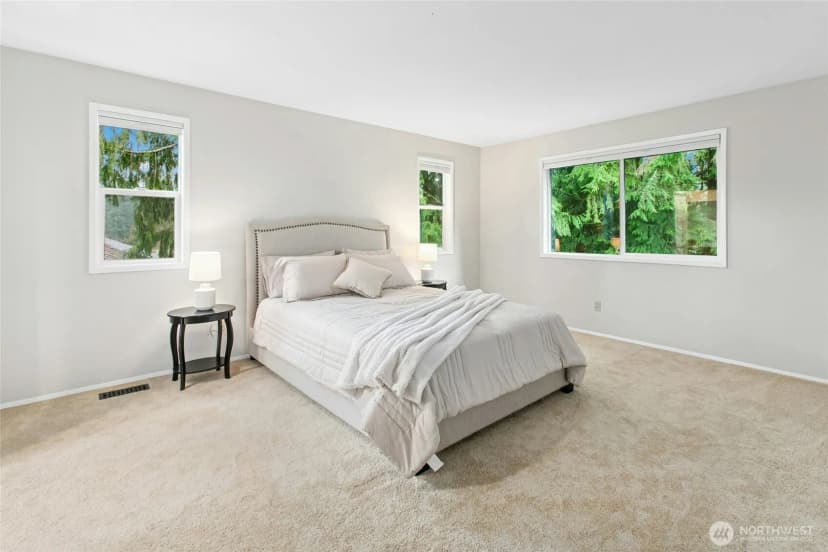 Property photo for 4310 209th Avenue Ne, Sammamish photo 14