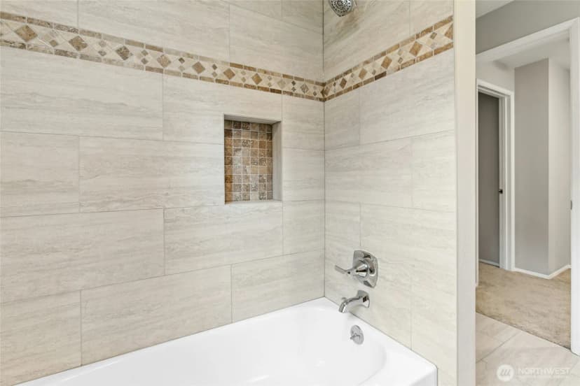 Property photo for 4310 209th Avenue Ne, Sammamish photo 23