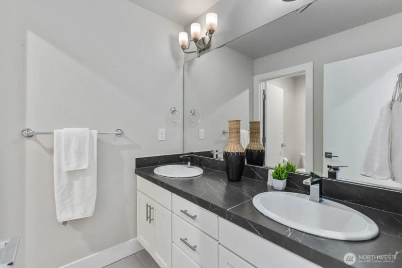 Property photo for 9608 Ne 182nd Court #a, Bothell photo 19