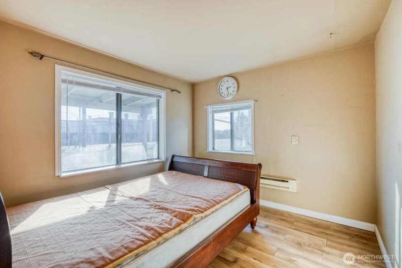 Property photo for 3817 94th Street Sw, Lakewood photo 8