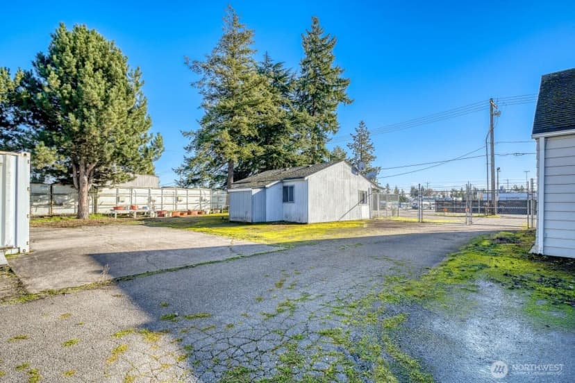 Property photo for 3817 94th Street Sw, Lakewood photo 12