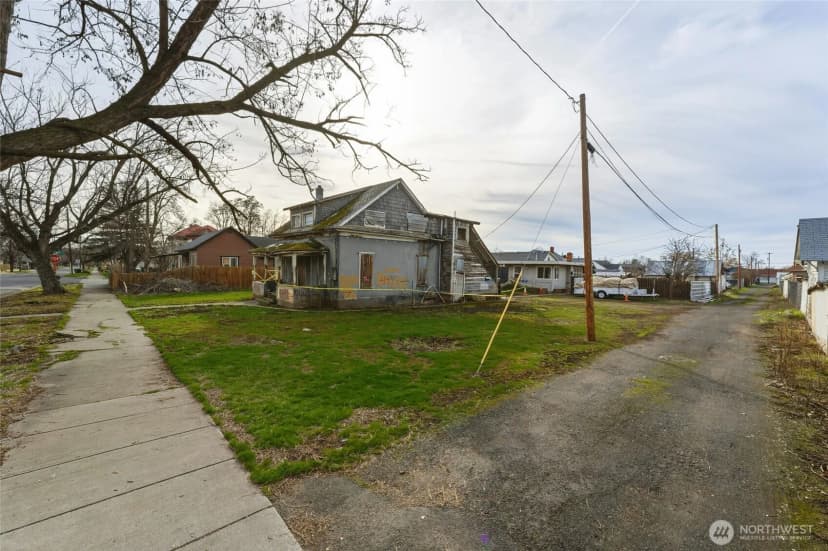 Property photo for 444 -444 1/2 S 4th Avenue, Walla Walla photo 17
