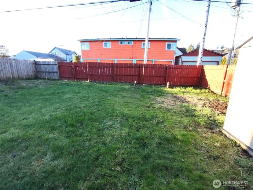 Property photo for 114 W 4th, Aberdeen photo 31