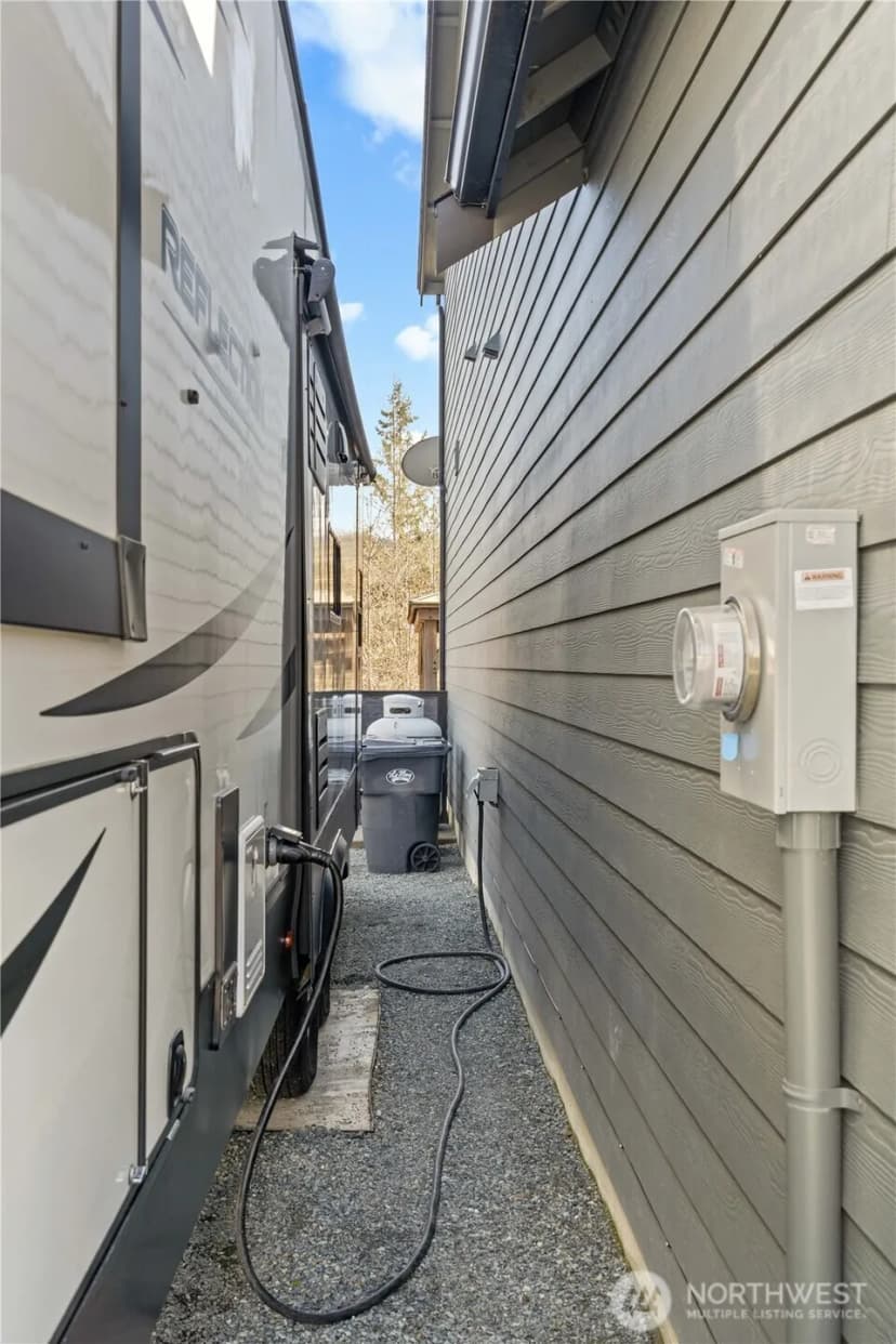 Property photo for 651 Joy Street, Eatonville photo 36