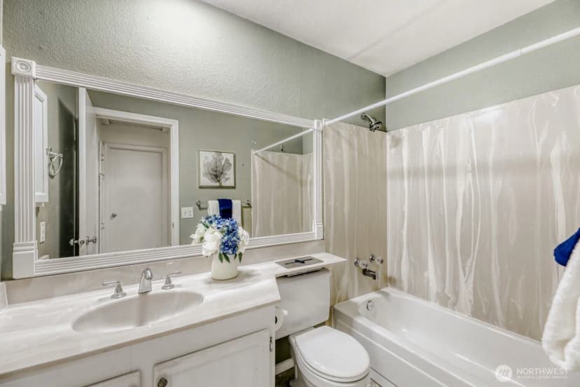 Property photo for 12904 126th Court Ne #j302, Kirkland photo 19