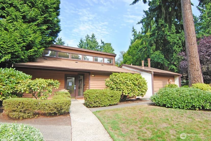 Property photo for 12904 126th Court Ne #j302, Kirkland photo 27