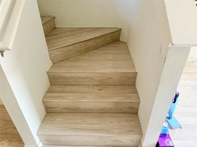 Property photo for 26410 110th Place Se, Kent photo 10